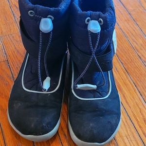 Vivobarefoot kids boots